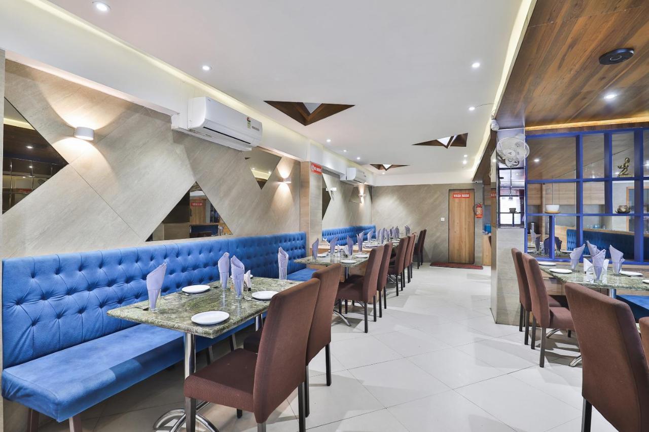 Oyo 16675 Hotel Shri Krishna Inn Surat Exterior photo