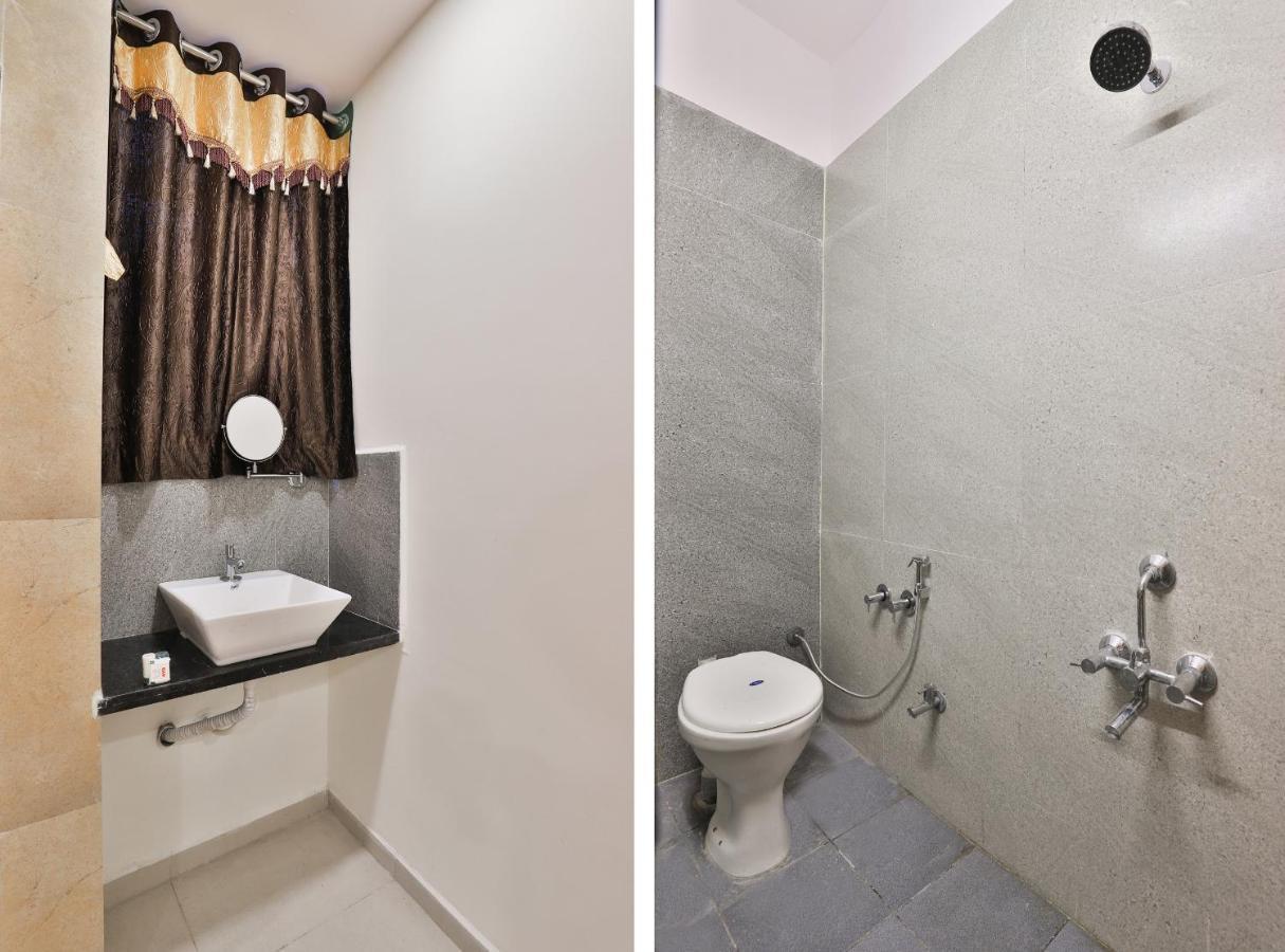 Oyo 16675 Hotel Shri Krishna Inn Surat Exterior photo